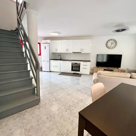 Апартаменты Quiet Corner By The