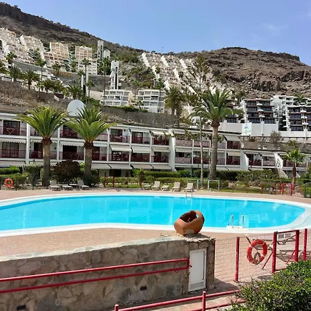 Quiet Corner By The Апартаменты Моган