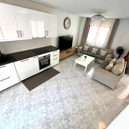 Quiet Corner By The Апартаменты Моган